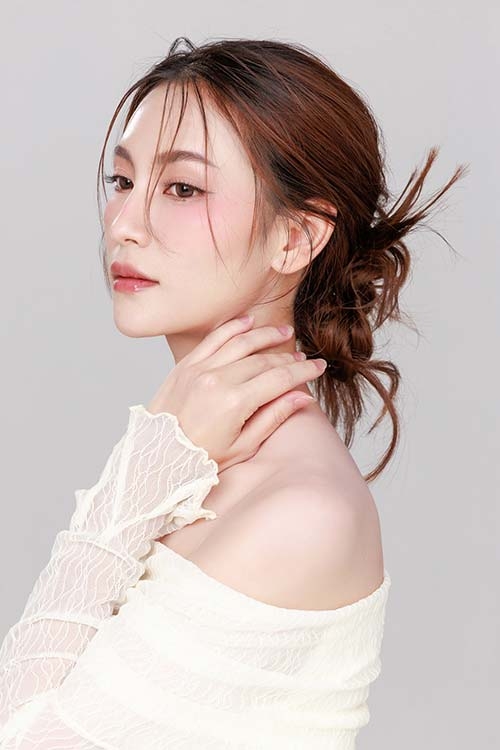 French twist на длинное каре