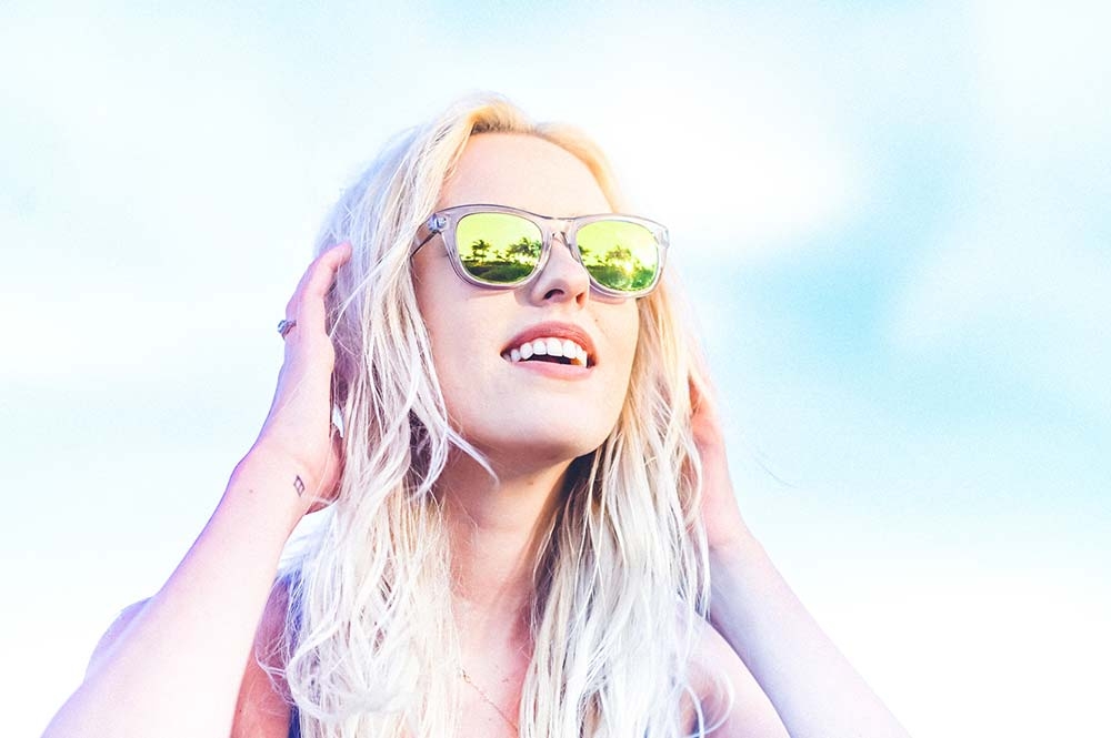 Влияние прямых солнечных лучей на качество волос