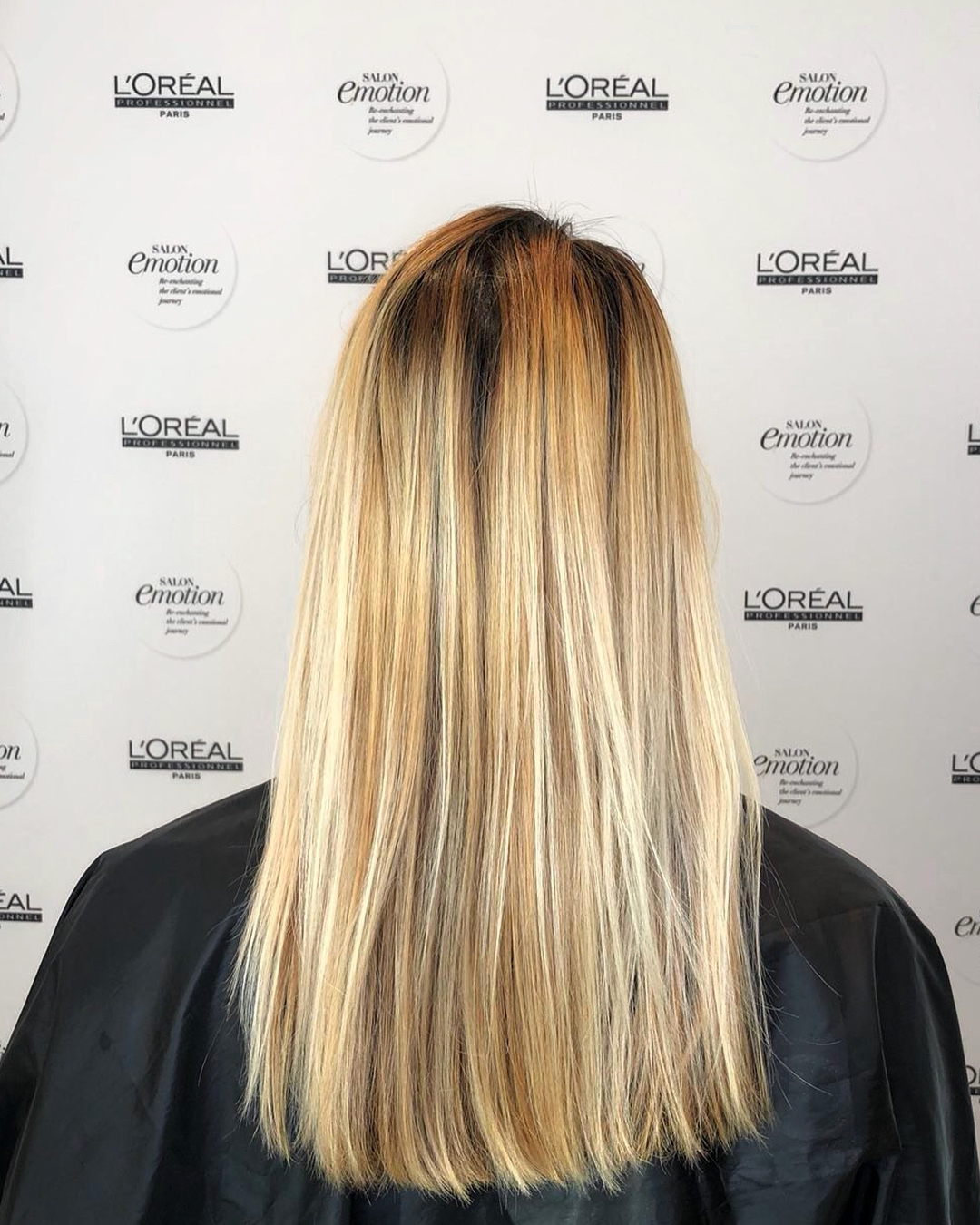 Результат профессионального осветления поврежденных волос с использованием технологии бондинга в салоне, фото до