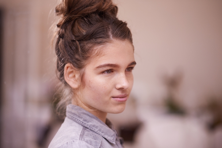 Элегантная быстрая прическа