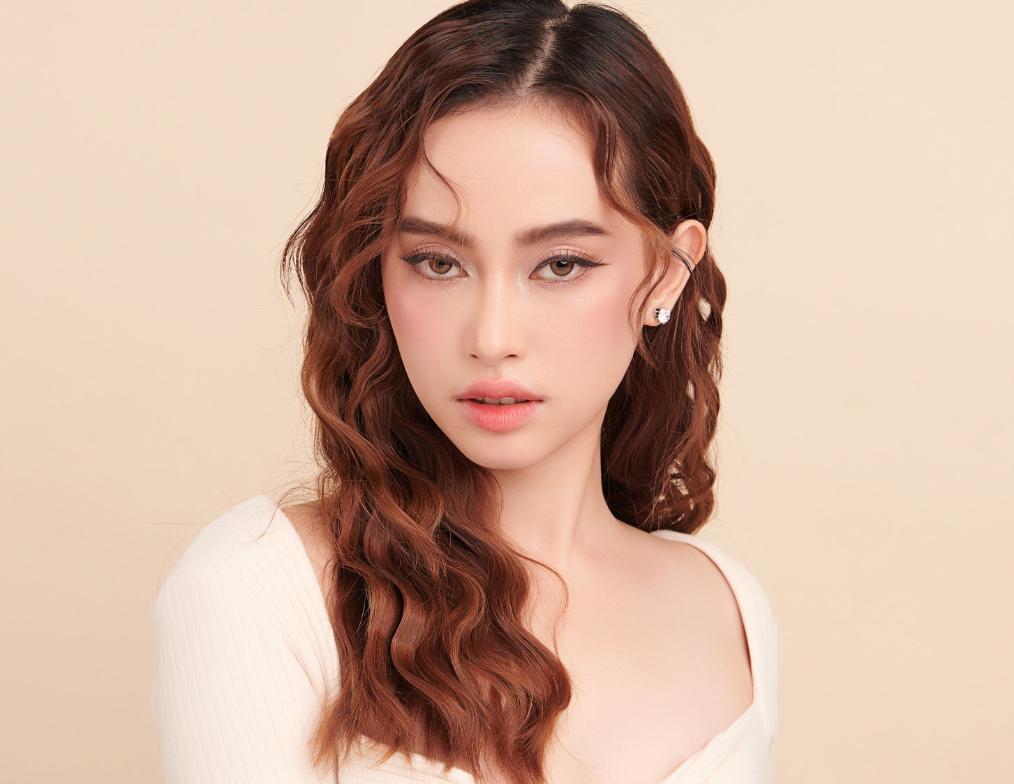 Быстрая прическа с пляжными локонами