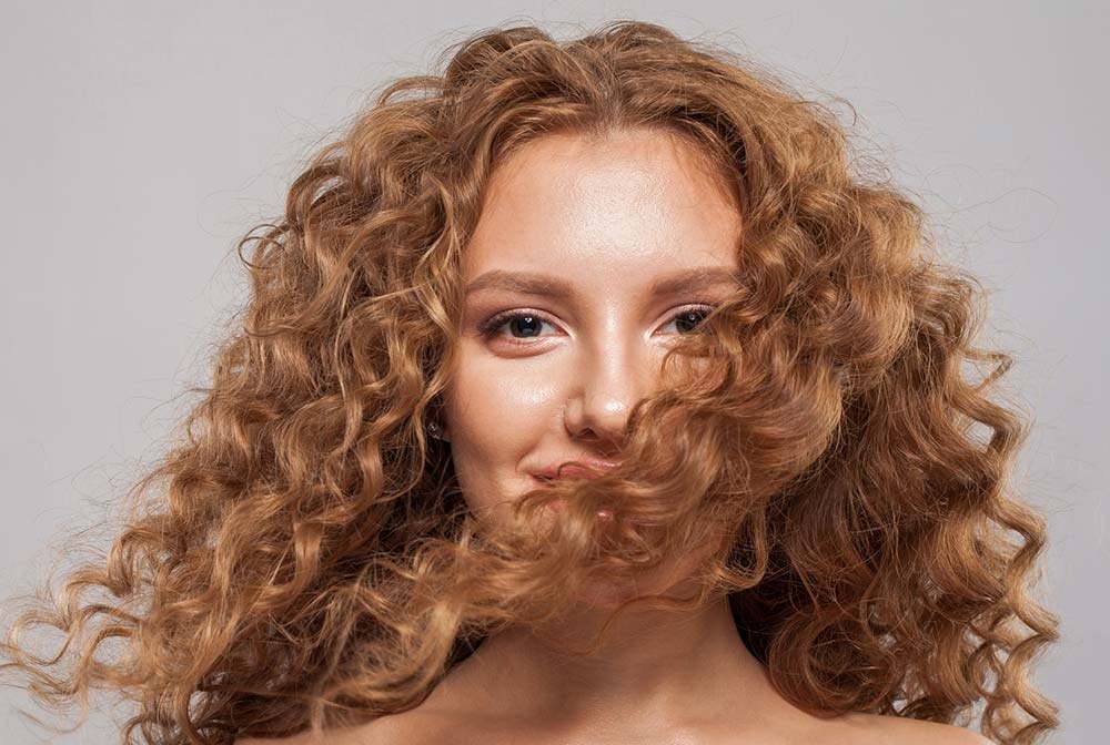 Кудрявые волосы не нужно мыть часто