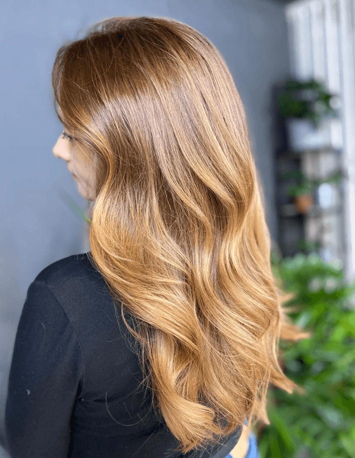 Техника окрашивания с плавным, бесшовным переходом оттенков по длине