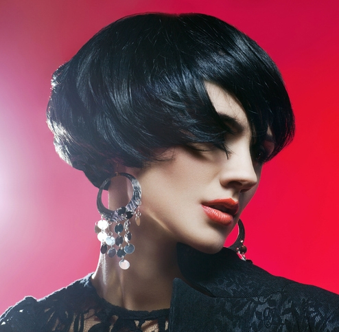 Укладка брашингом на каре: воздушная подвижность, естественный блеск