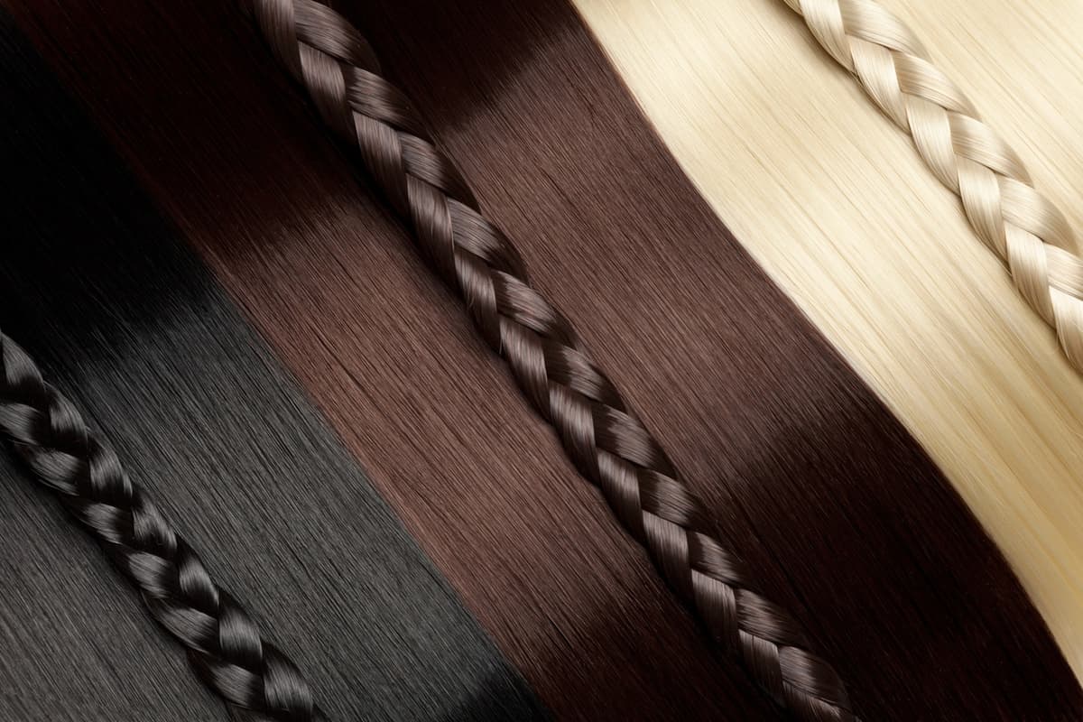 Гид по выбору шампуня — зеленый для брюнеток, синий для русых, фиолетовый для блонда