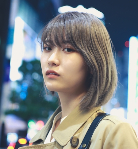 Японская прическа на цветных волосах