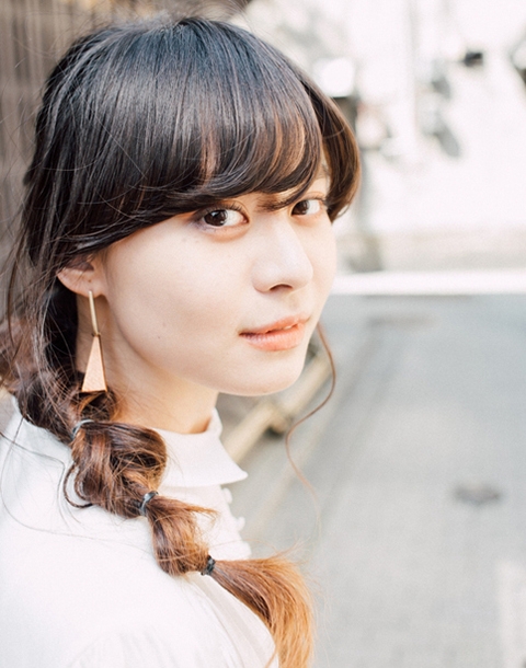 Японская прическа с косой