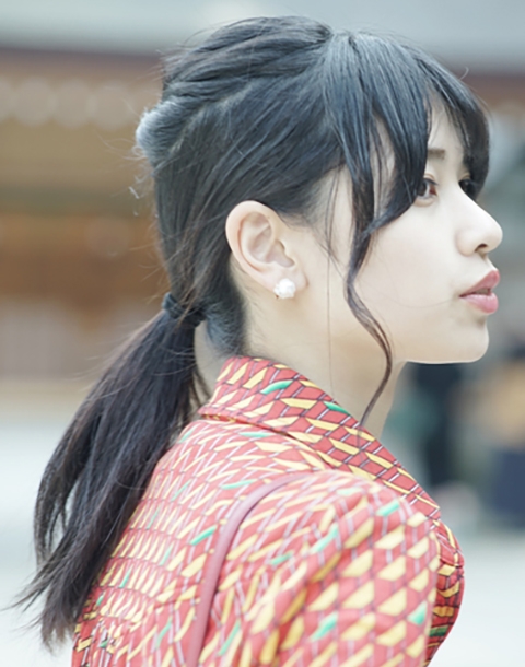 Японская прическа с хвостом