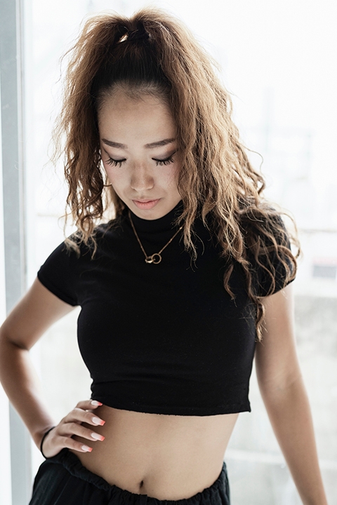 Японская прическа с высоким хвостом