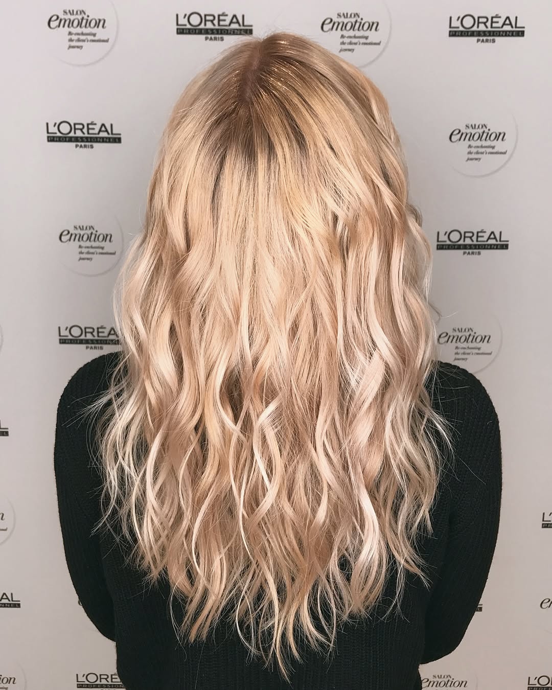 Результат профессионального осветления поврежденных волос с использованием технологии бондинга в салоне, фото после