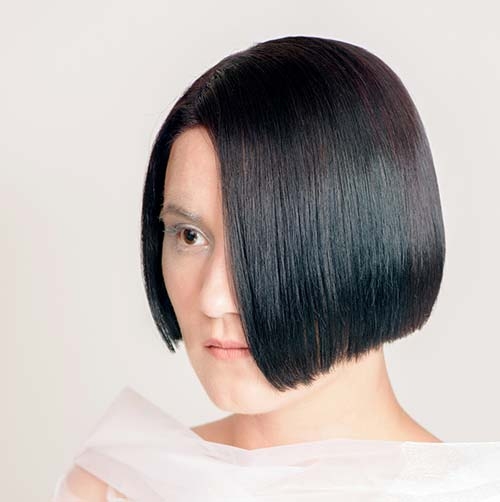 Графичная стрижка каре без челки