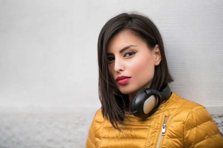 Модная стрижка асимметричное каре