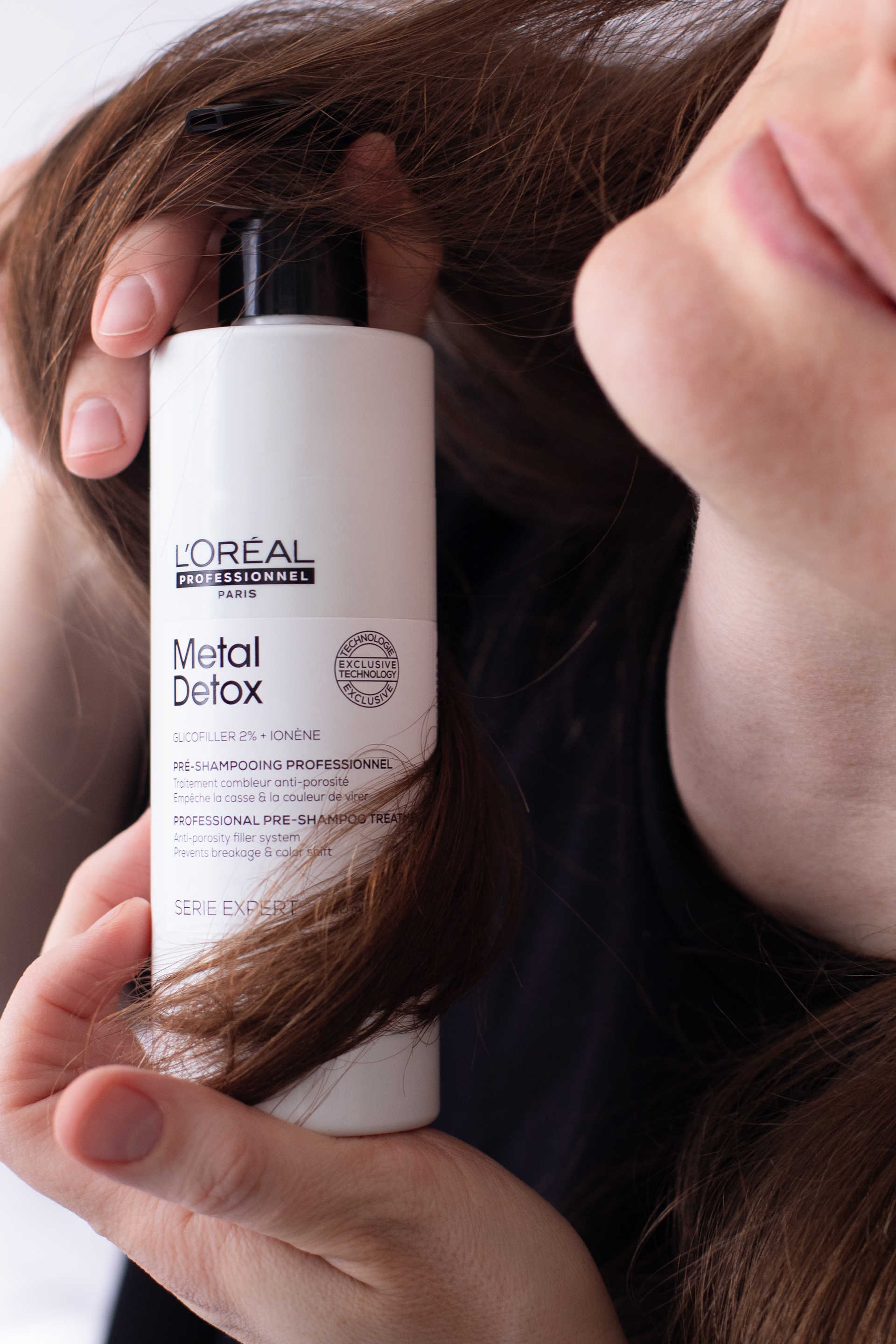 Флакон пре-шампуня L'Oréal Professionnel Metal Detox