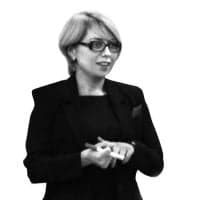Елена Комисарова