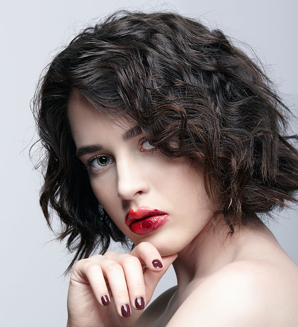 Короткие стрижки на густые волосы 17