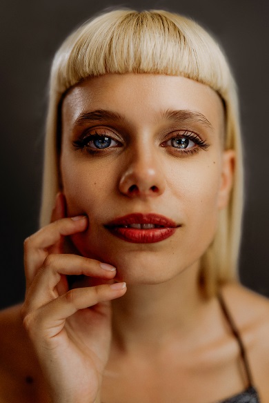 Особенности стрижки каре с выбритым виском