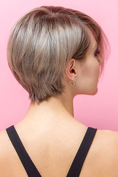 Короткие стрижки на густые волосы 4