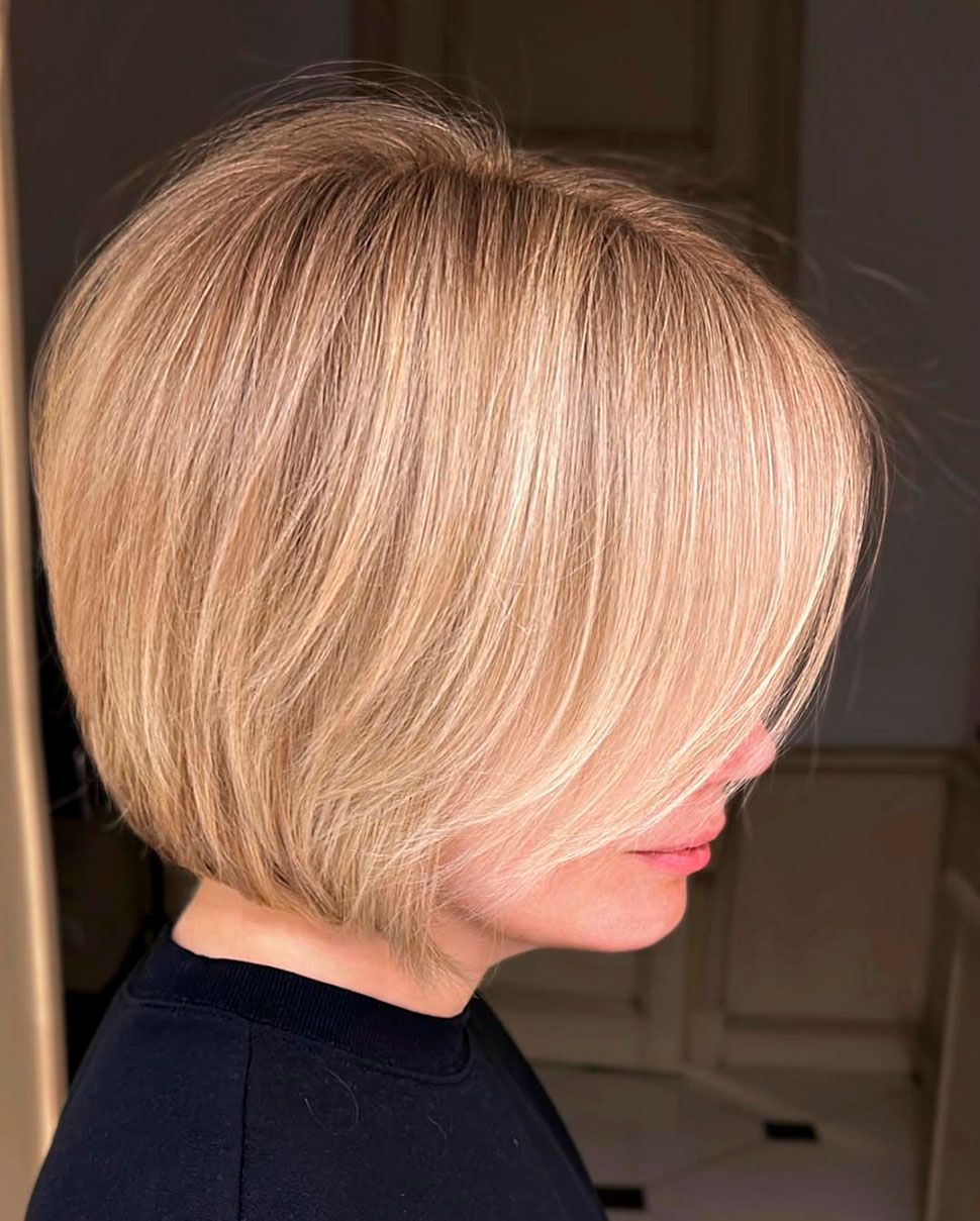 Короткие стрижки на густые волосы 16